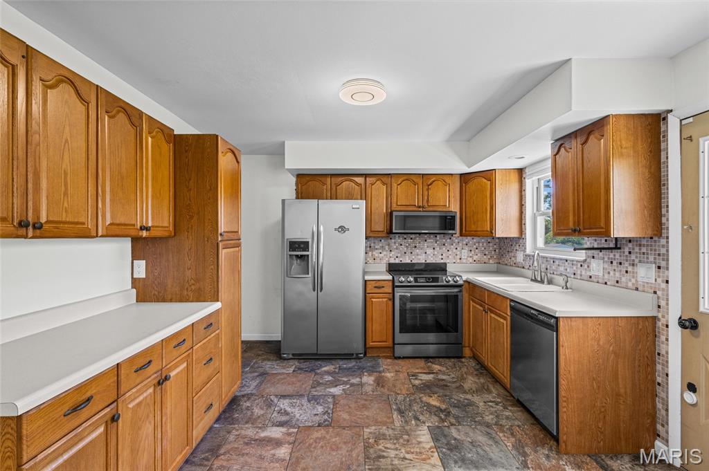 Cardinal Wood #6 - Residential