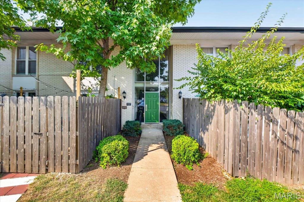 Willow Brook Condo - Residential