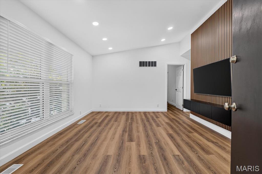 Willow Brook Condo - Residential