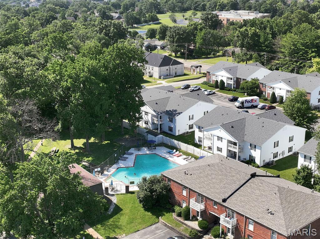 Chateau De Ville Condo Sec - Residential