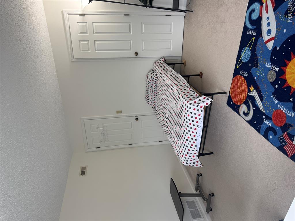 Carriage House Manor Condo Ph - Residential