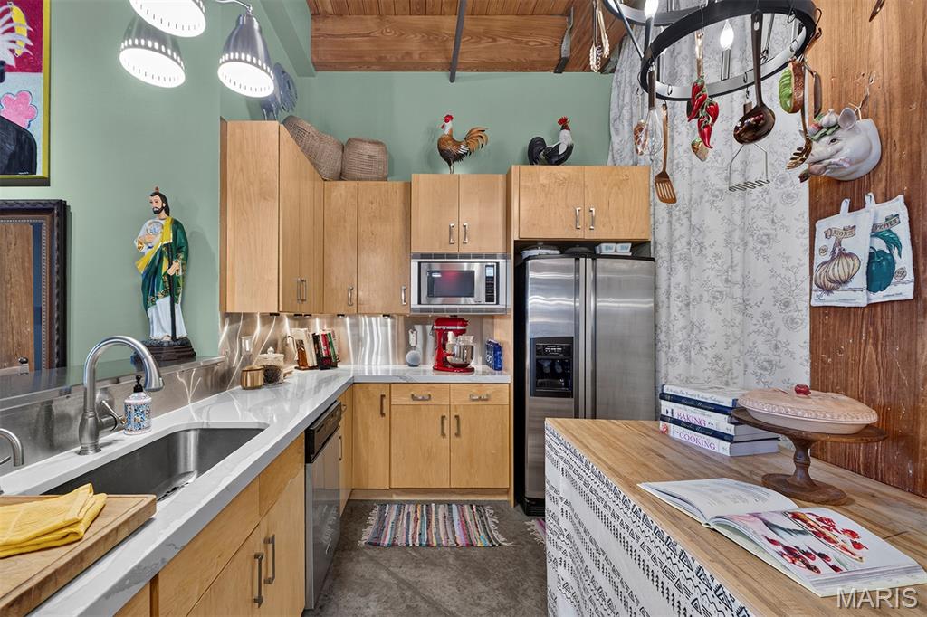 Elder Shirt Lofts - Residential