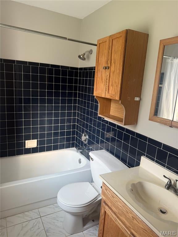 Park Charles South #2 - Residential Lease