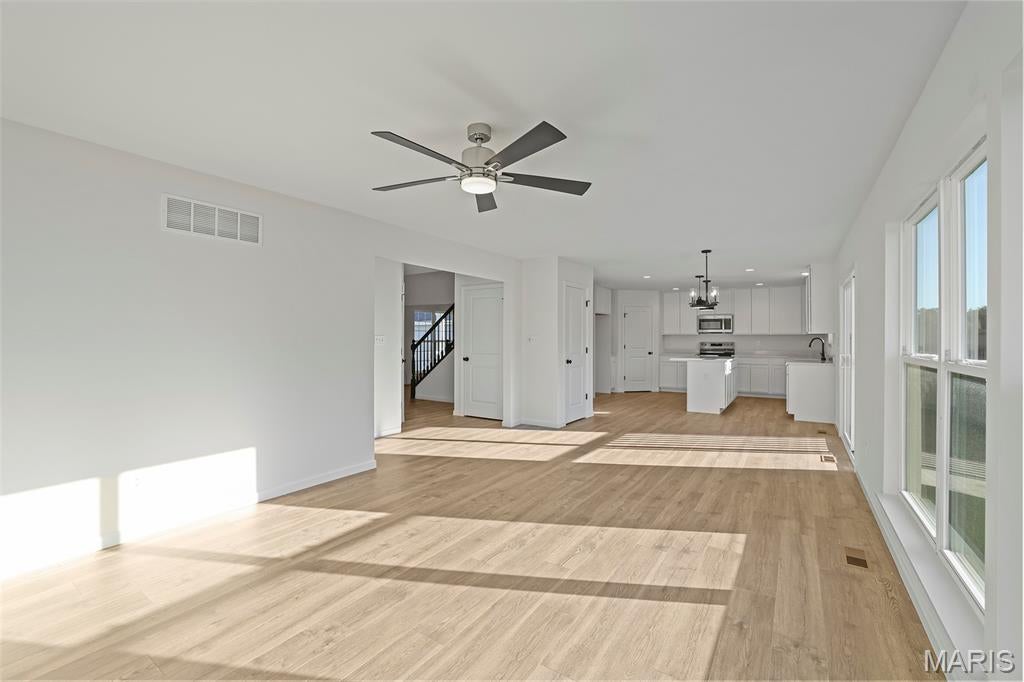 Elm Crossing 6 - Residential