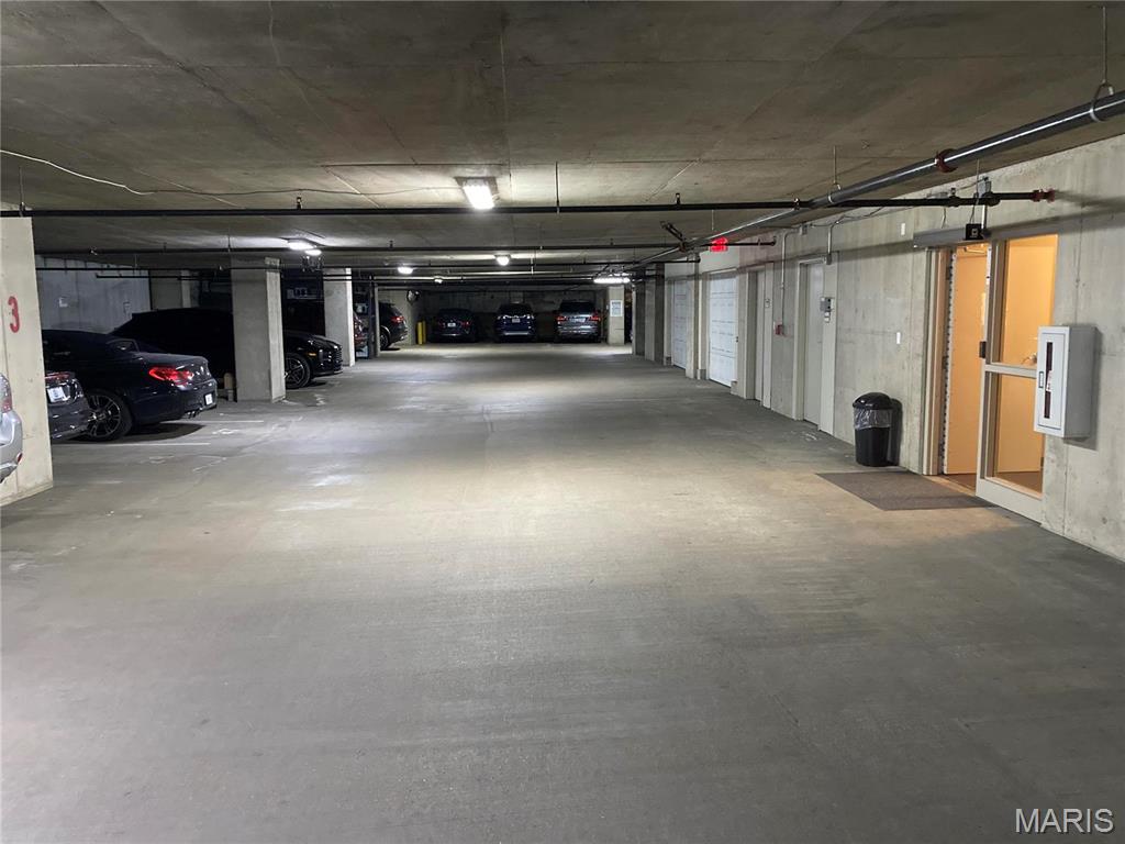 Park East Tower - Residential Lease