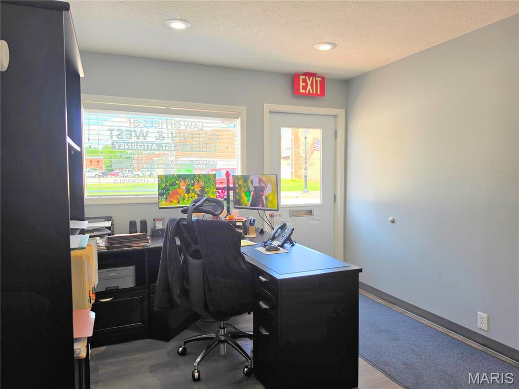 Not in a subdivision - Commercial Sale