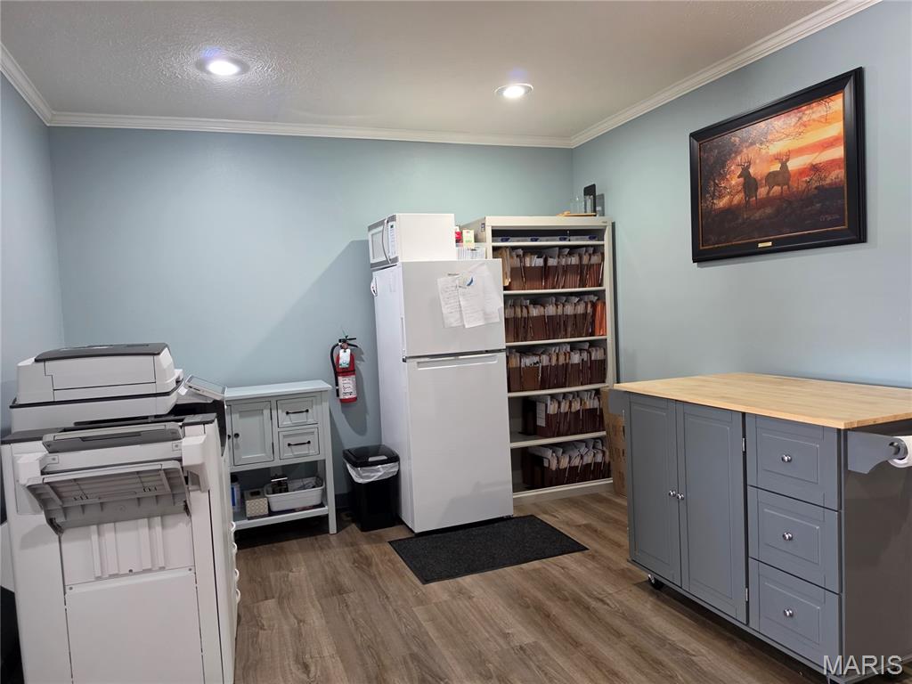 Not in a subdivision - Commercial Sale