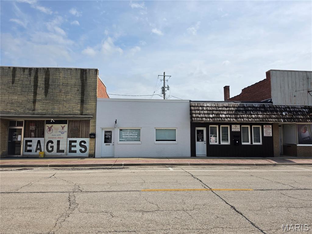 Not in a subdivision - Commercial Sale