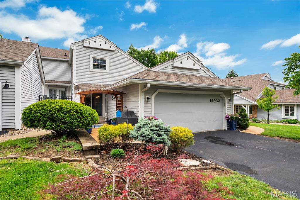 Manors Of Broadmoor Condo Townhome - Residential