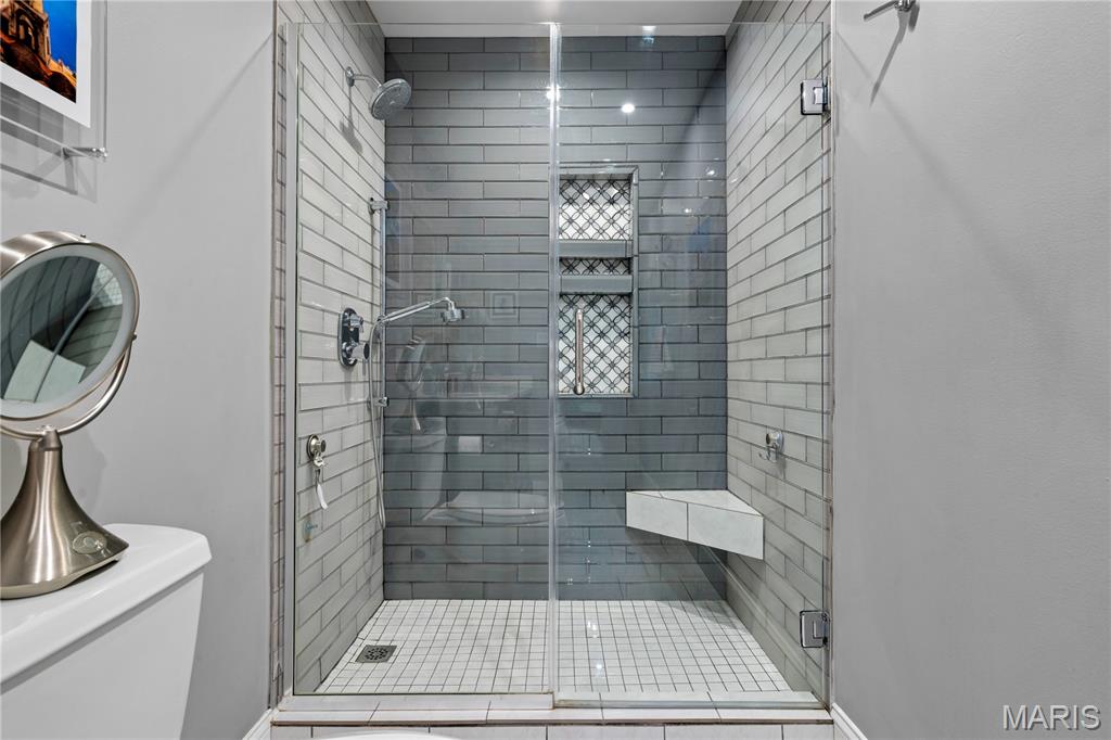Manors Of Broadmoor Condo Townhome - Residential