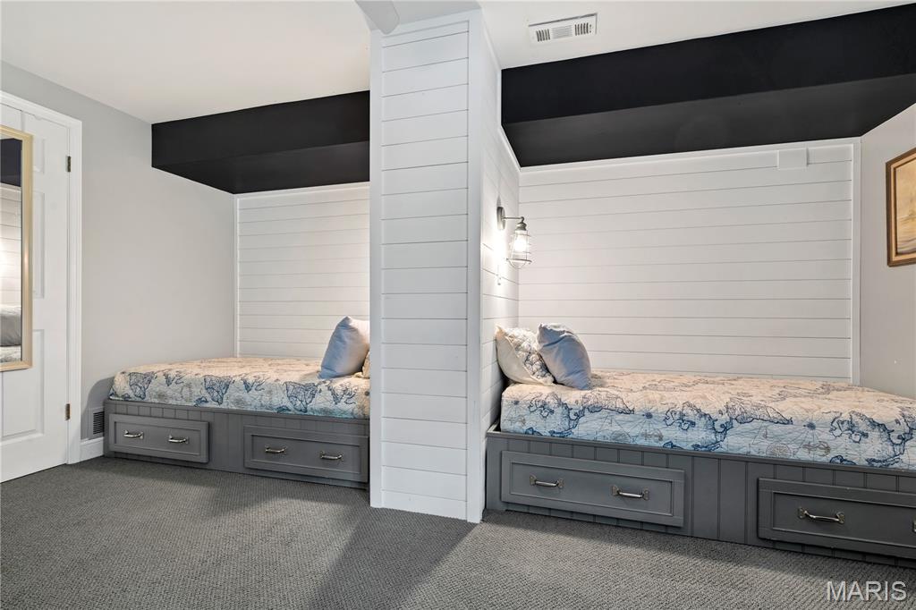 Manors Of Broadmoor Condo Townhome - Residential