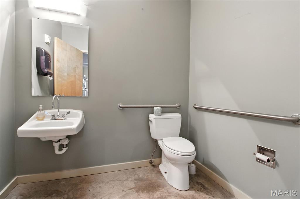 Printers Lofts - Residential Lease