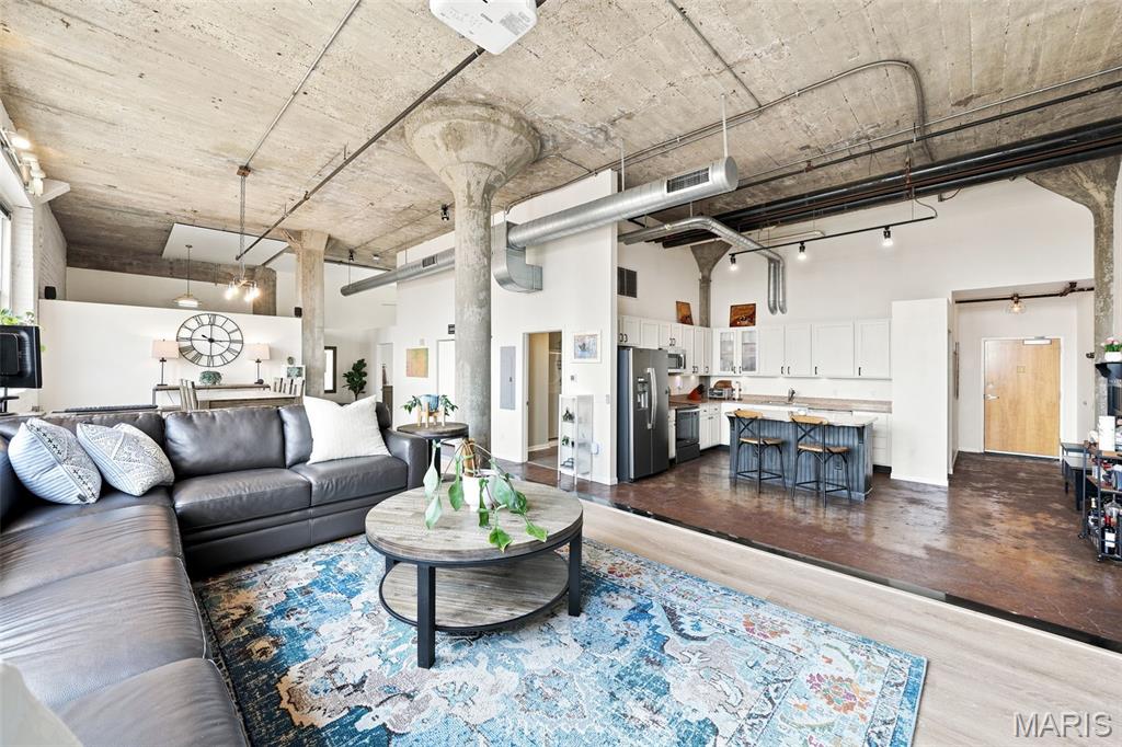 Annex Lofts Conds - Residential