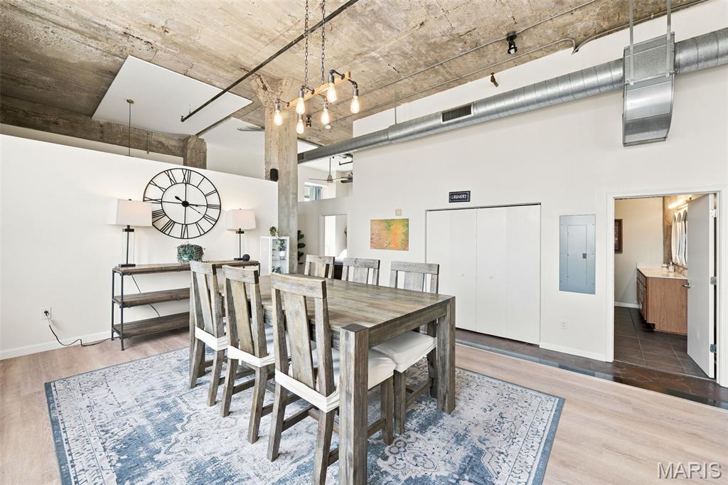 Annex Lofts Conds - Residential