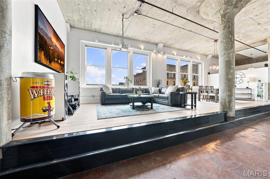 Annex Lofts Conds - Residential