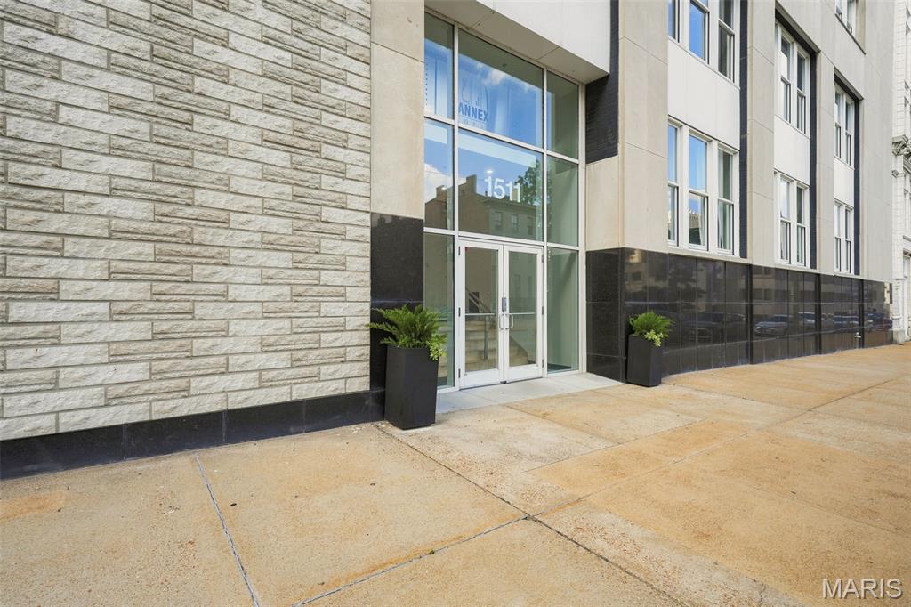 Annex Lofts Conds - Residential