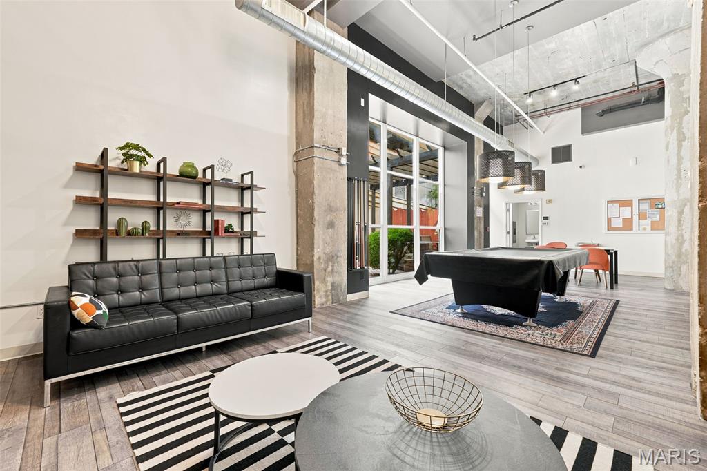 Annex Lofts Conds - Residential