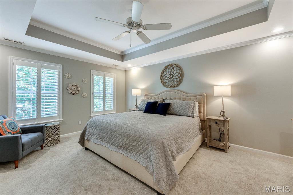 Woodview Manor Lt 14 & Charles A - Residential