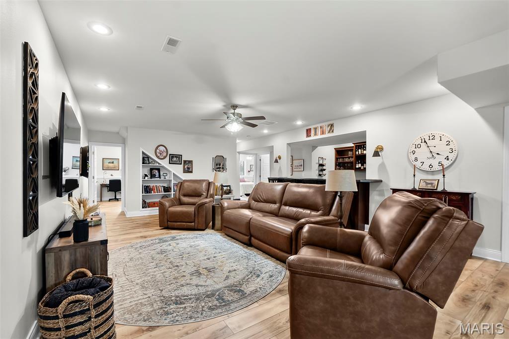 Warren Place - Residential