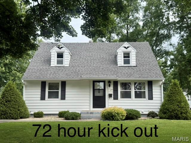 Welcome to this well-maintained and hard-to-find 4-bedroom home in the heart of Monroe City! Filled with years of family memories, this home is ready for its next owners to create some great memories of their own.
The property is on a level lot in a picturesque neighborhood. There is a park just a couple blocks away, plus easy access to shopping and schools. Outdoor enthusiasts will love being only 15–20 minutes from Mark Twain Lake giving you the perfect blend of small-town living and lake-life fun. Home features: 4 bedrooms, 2 full baths (1 up and 1 on main level), a half bath in the upper (largest bedroom), Handicap accessible aluminum ramp for easy entrance and an accessible bedroom offering a wide entrance to the main level bathroom. Main level laundry. All appliances convey including the washer/dryer. A large living room and a spacious dining room make for plenty of room to hold the family gatherings. A deck for relaxing. Level yard that's easy to maintenance. Storage shed with electricity to it. Alley access to the rear of the property. Potential area for building a garage or making more parking in the back.  From the minute you walk in, you'll feel the comfortable "at home" feeling.