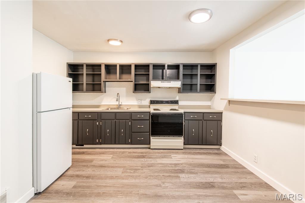 Pembroke Park 01 - Residential Lease