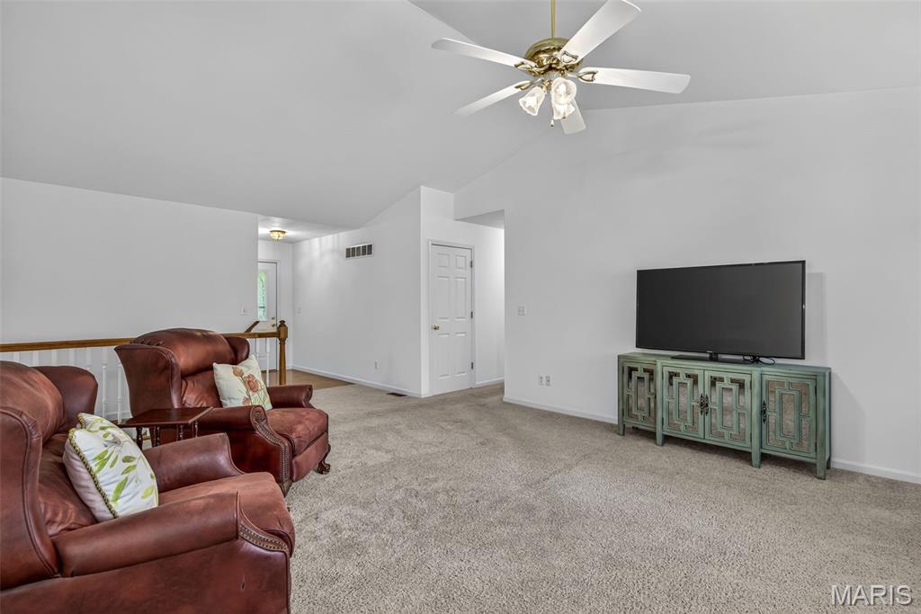 Pioneer Hills 01 - Residential