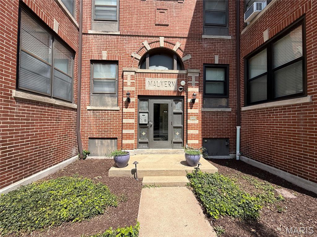 First Amendment/Pershing Ave - Residential