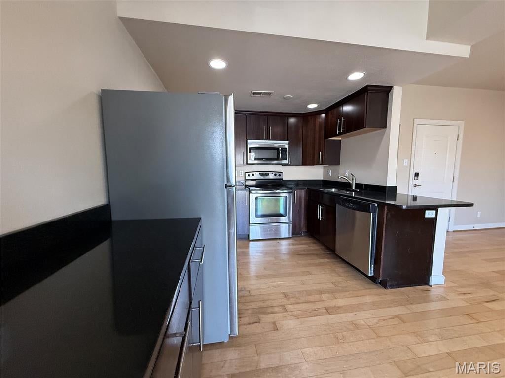 First Amendment/Pershing Ave - Residential