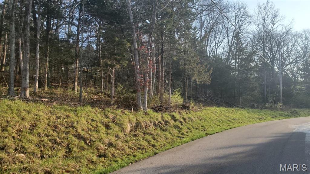 Red Oaks - Land