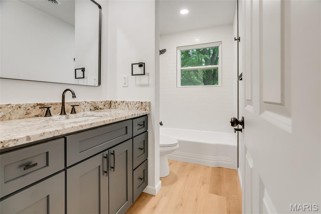 Oak Manor 3rd Add - Residential