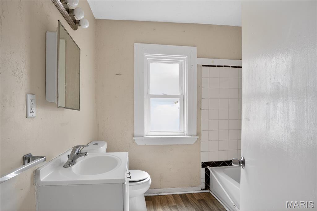 Lyndhurst - Residential