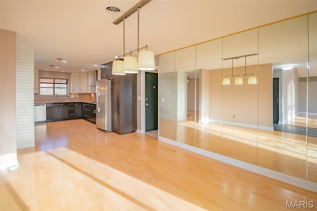 Oak Tree Farm - Residential Lease