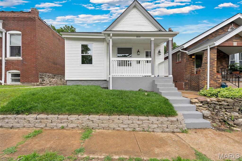 Welcome to 6816 Wise Avenue, a beautifully renovated three-bedroom two bath home nestled in the sought-after Hi-Pointe neighborhood. This move-in-ready home offers convenient one level open floor plan.  There is plenty of natural light flowing throughout the home-ideal for everyday living and entertaining. The updated kitchen is a true focal point, featuring a center island with breakfast bar, quartz countertops, a modern tiled backsplash, and new stainless-steel appliances. You'll find three comfortable bedrooms and 
two full baths finished with contemporary touches. 

Major system updates provide peace of mind, including furnace, water heater, electrical panel, plumbing, sump pump system, and more. Additional highlights include covered front and a new rear deck to hang out and watch the kids play in the spacious fenced back yard.  Located just minutes from Forest Park, the St. Louis Zoo, Washington University, BJC, public transit, dining, and shopping, this home delivers both comfort and convenience. Easy to show-schedule your private tour today.