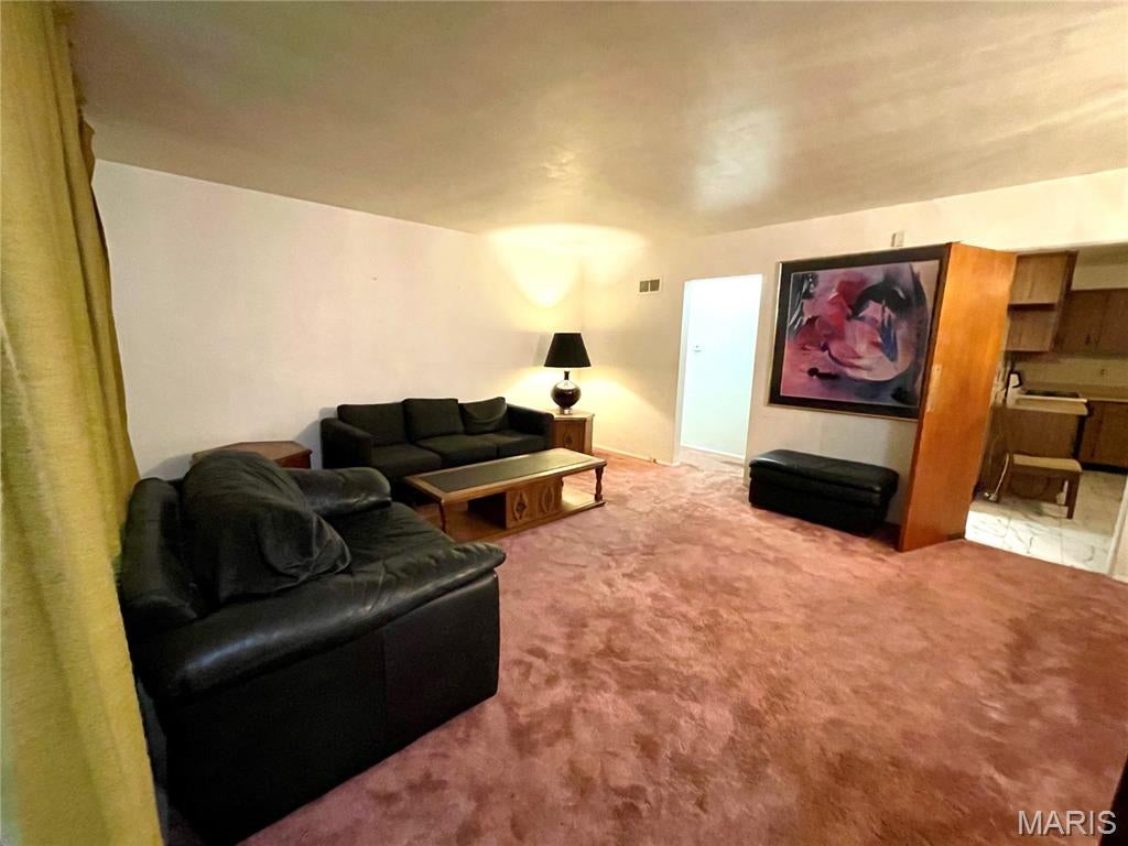 Hawthorne Manor - Residential