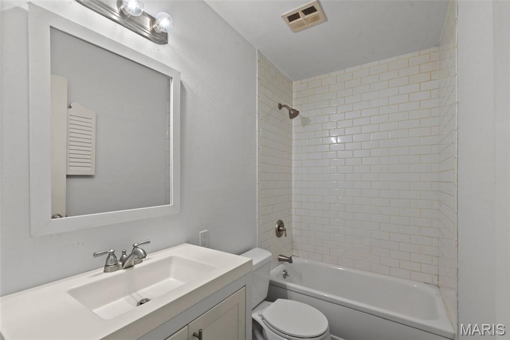 Carroll Wood Condo - Residential