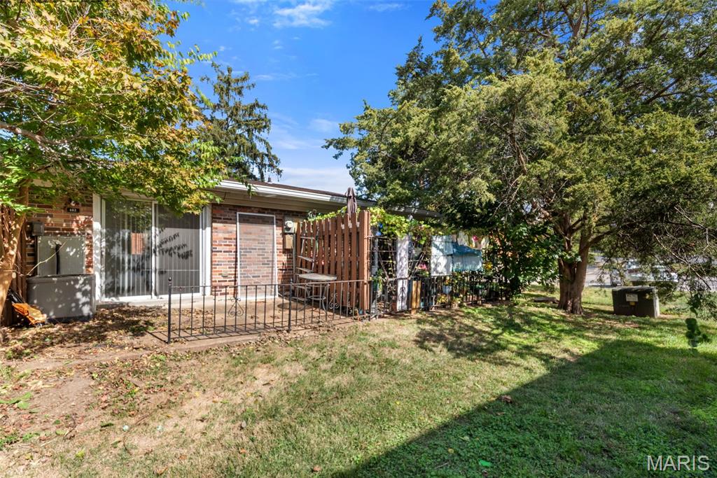 Carroll Wood Condo - Residential
