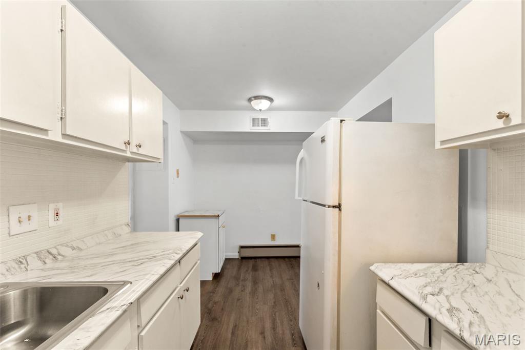 Carroll Wood Condo - Residential