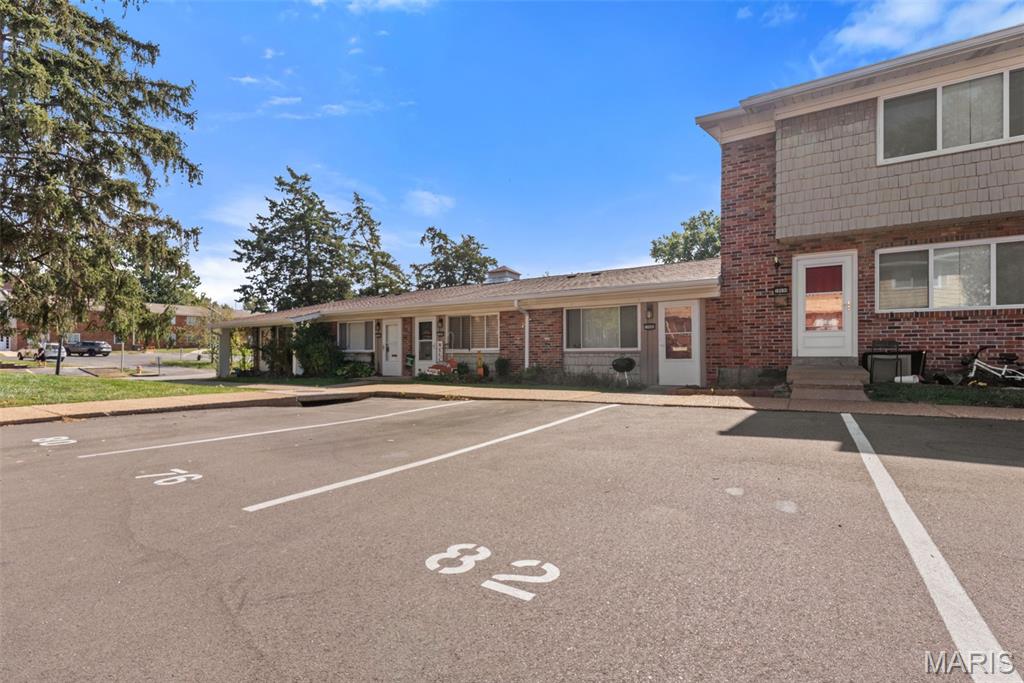 Carroll Wood Condo - Residential