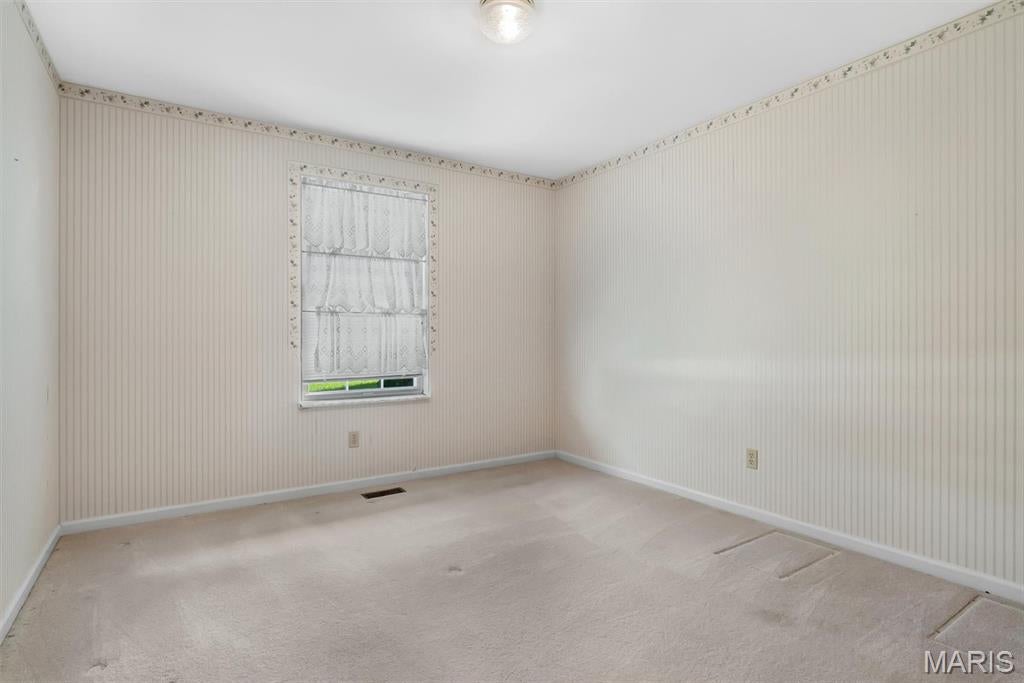 New England Village 6A - Residential