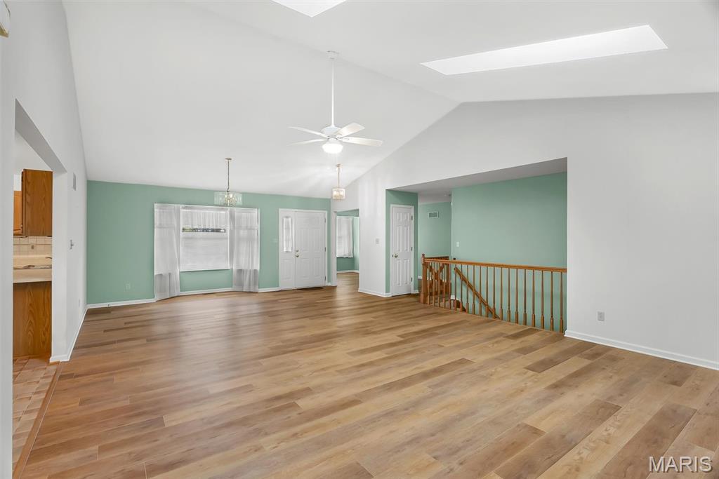 New England Village 6A - Residential