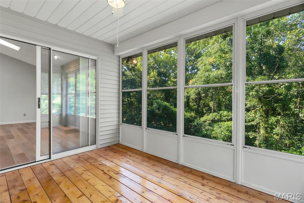 New England Village 6A - Residential