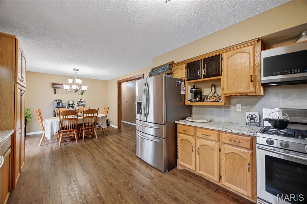 Dye Estates - Residential
