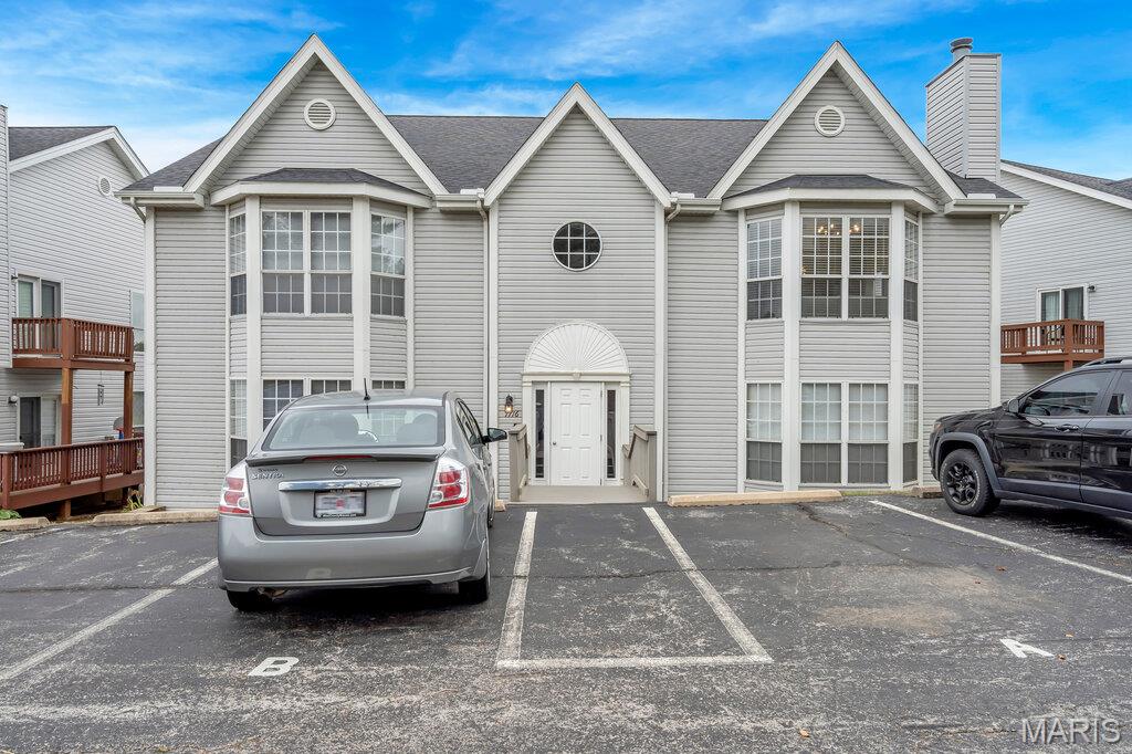 Spring Hill Farm Condo 30th - Residential