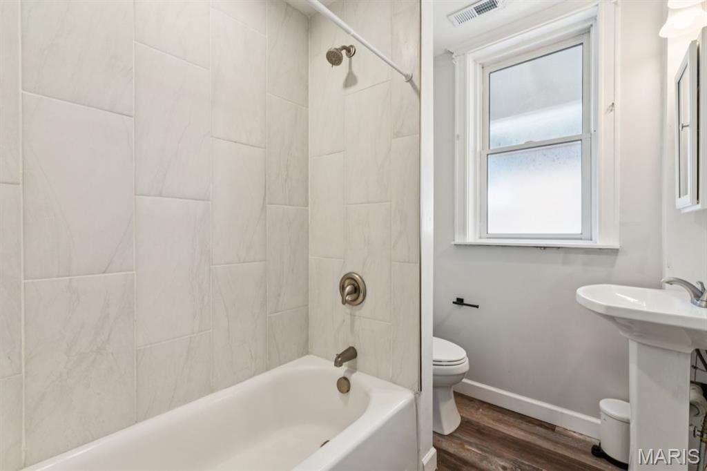 St Louis Commons Add - Residential
