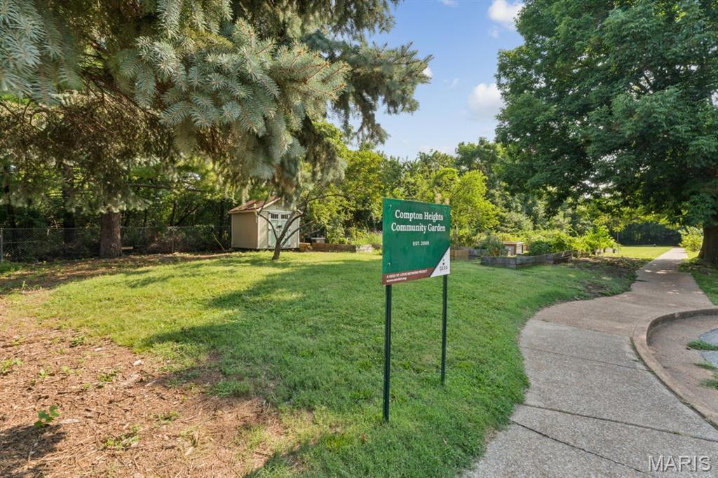 St Louis Commons Add - Residential