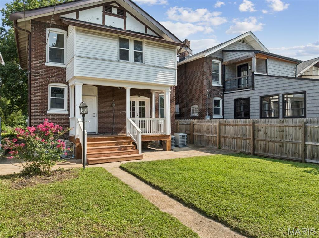 St Louis Commons Add - Residential