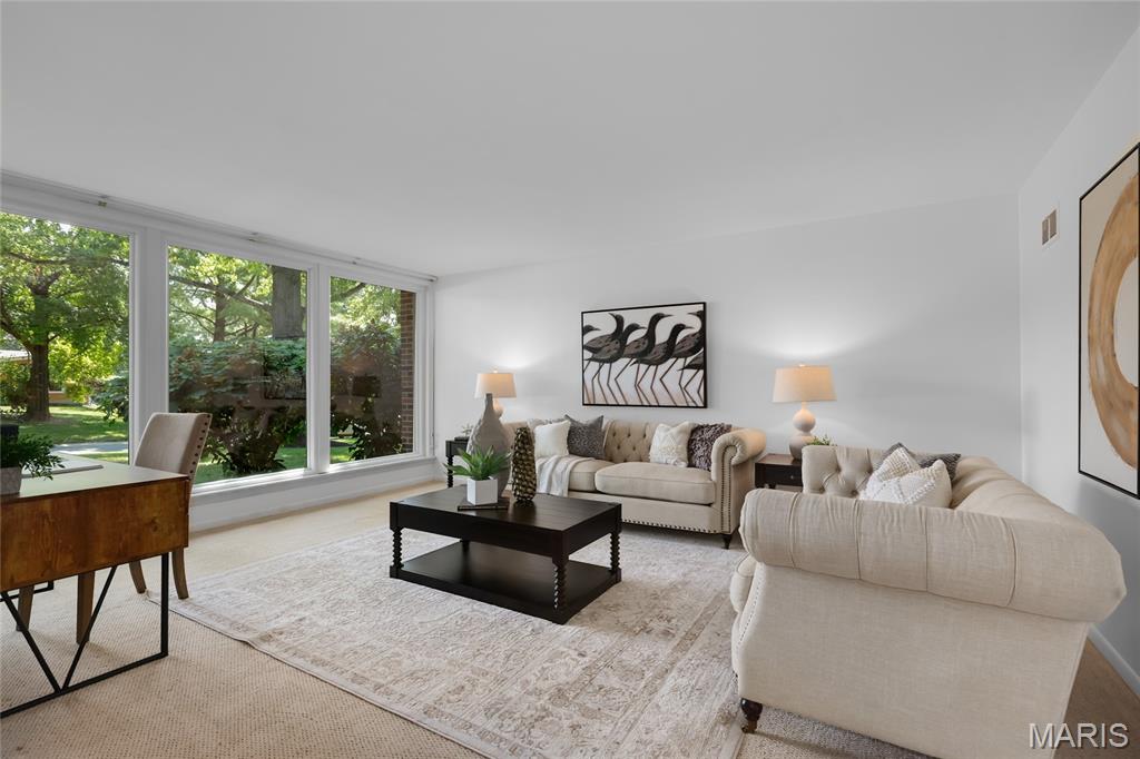 Ladue Estates - Residential