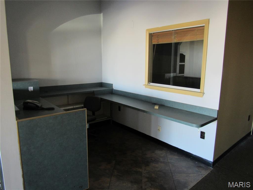 Center Park East - Commercial Lease