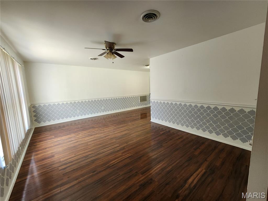 Chatelaine 3 - Residential Lease