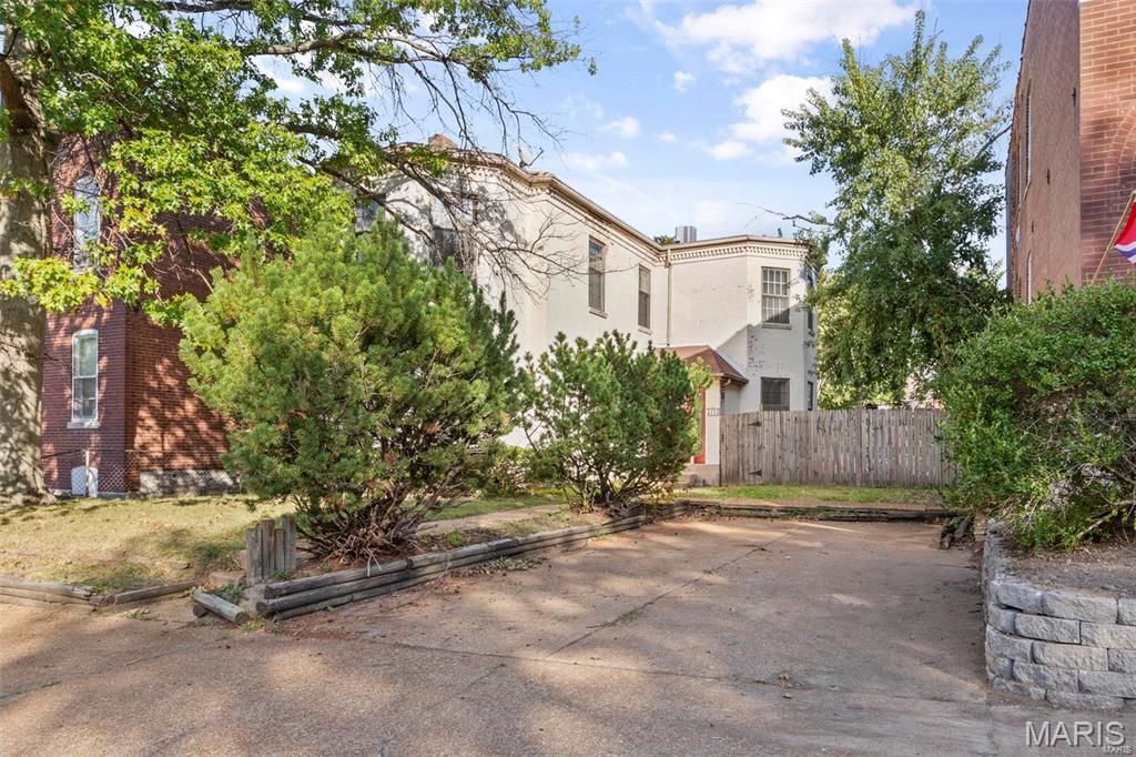 St. Louis Commons Add. - Residential